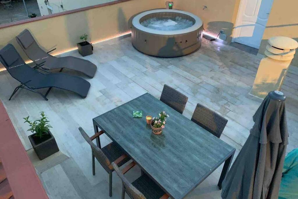 Casa Del Arbol En El Delta Del Ebro Apartment เดลแตเบรอ ภายนอก รูปภาพ