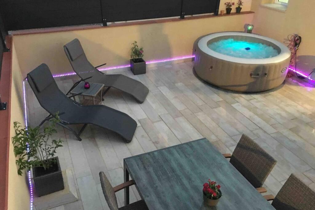 Casa Del Arbol En El Delta Del Ebro Apartment เดลแตเบรอ ภายนอก รูปภาพ
